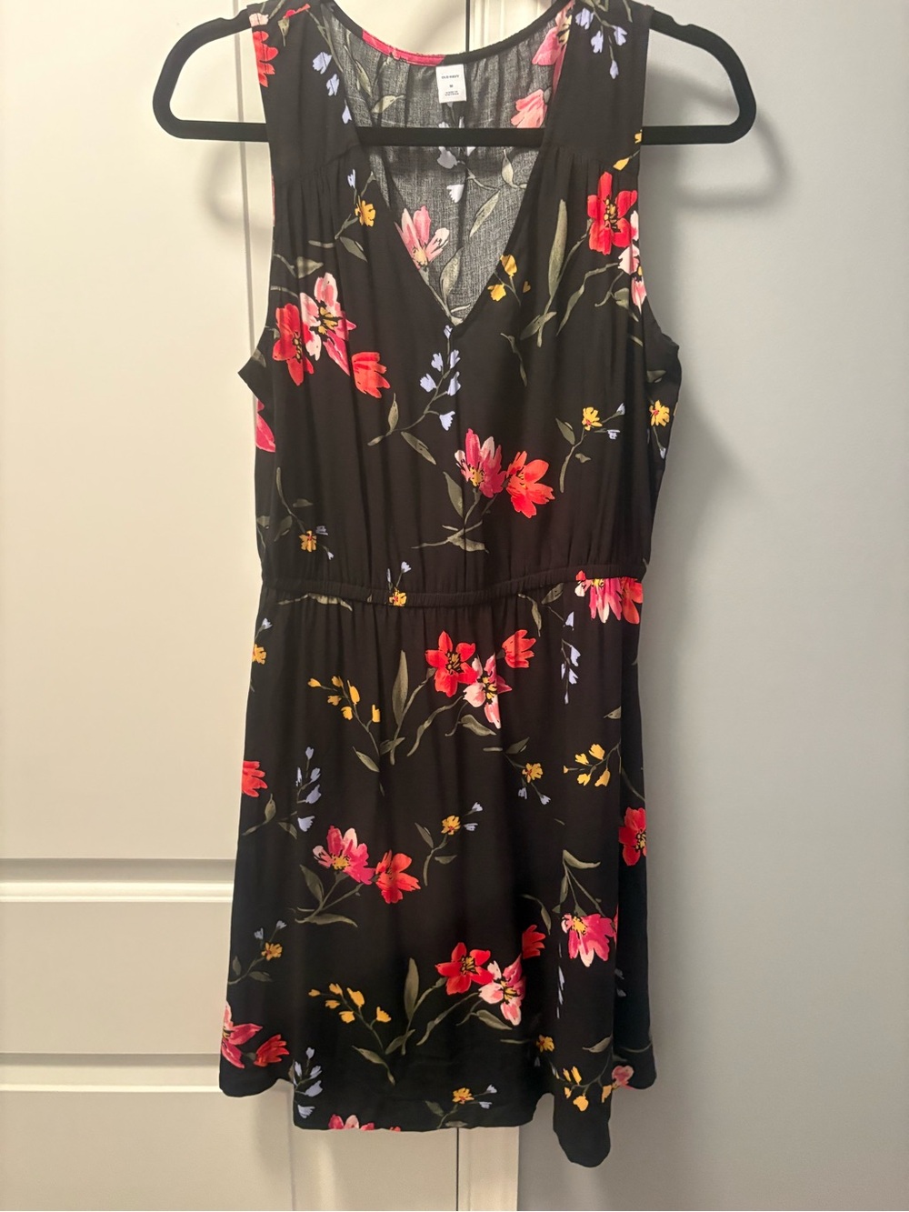 Old Navy Black Floral Sleeveless Dress Size Medium Elastic Waist
